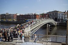 Irland | Leinster | Dublin | Liffey | Half Penny Bridge |